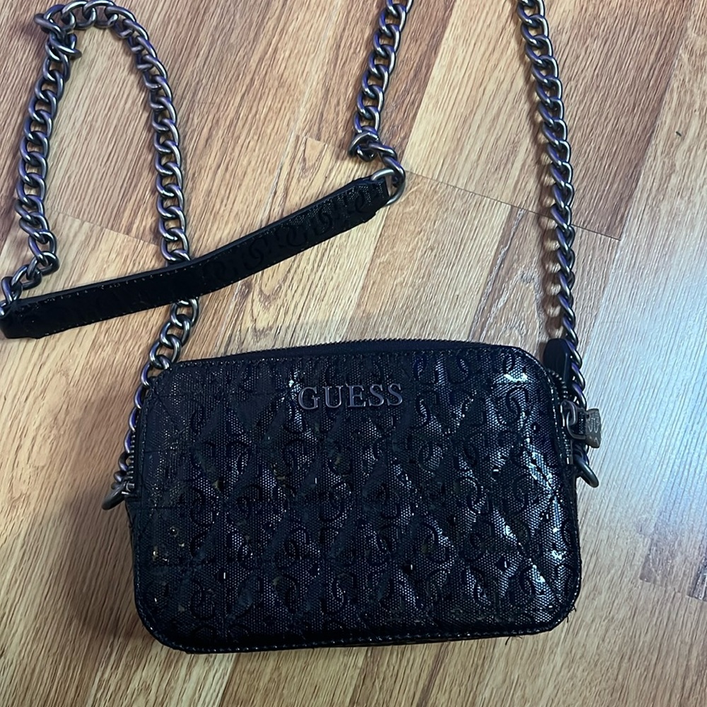 Black Guess crossbody bag🖤